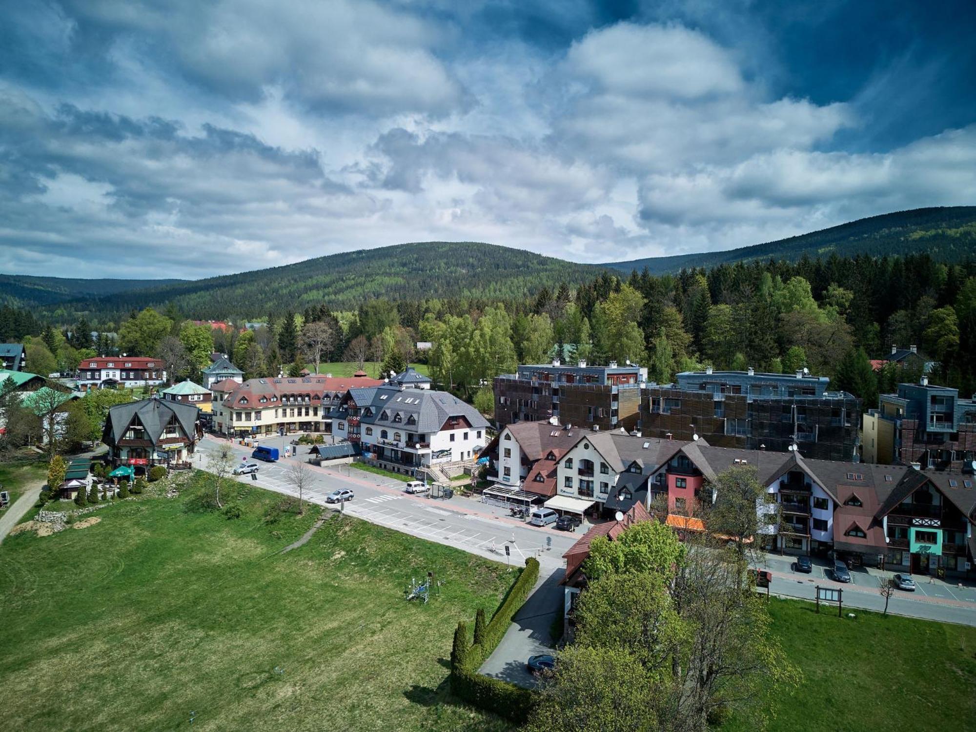 Apartment Harrachov 561 By Interhome Esterno foto